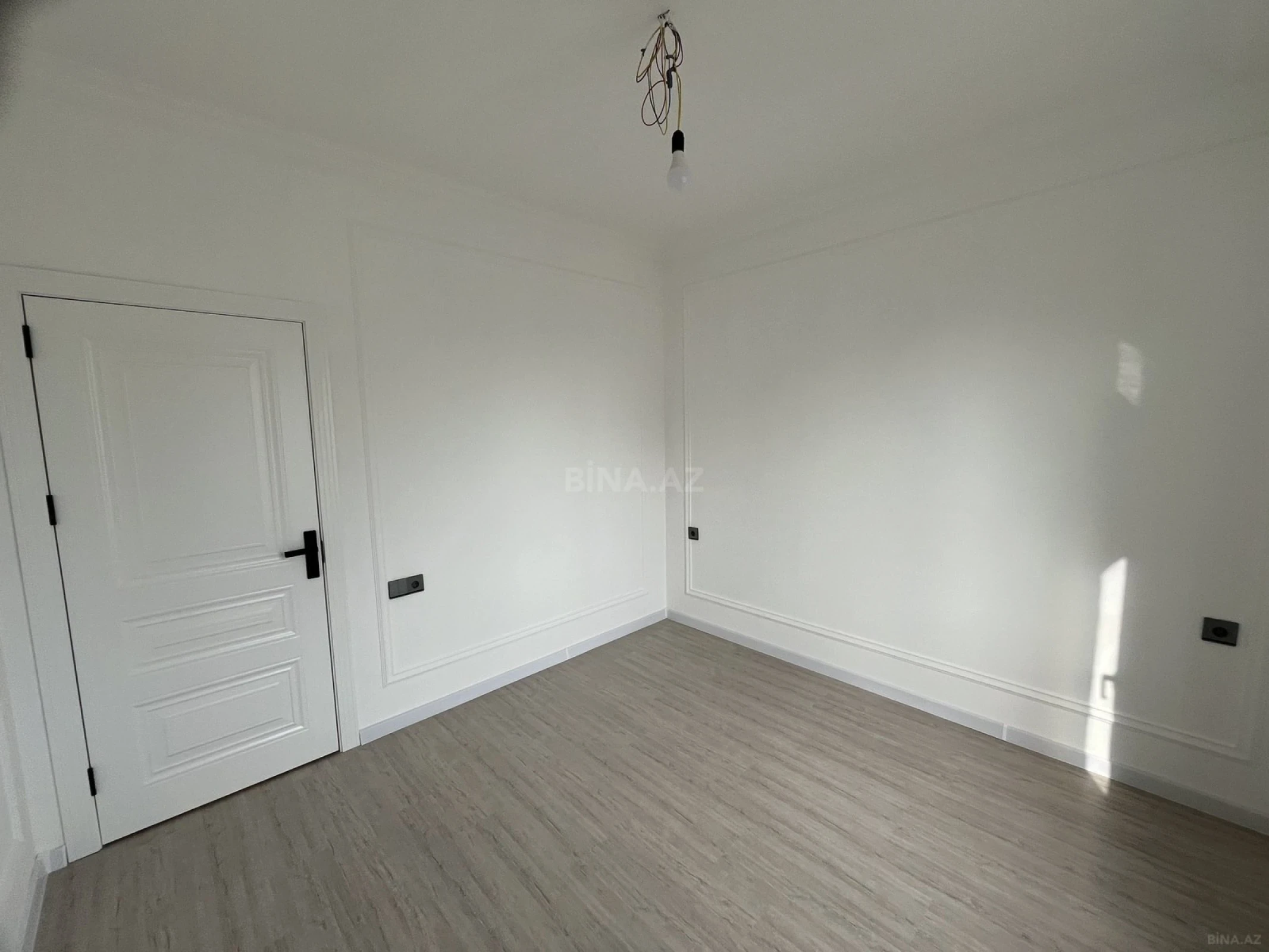 Satılır 6 otaqlı həyət evi 175.5 m²