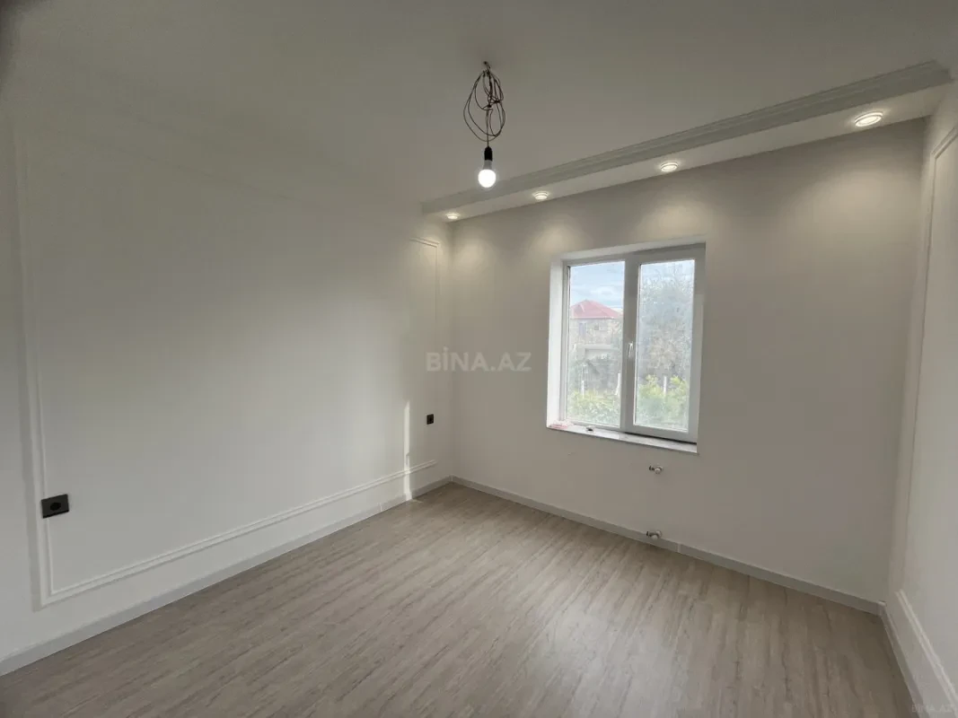 Satılır 6 otaqlı həyət evi 175.5 m²