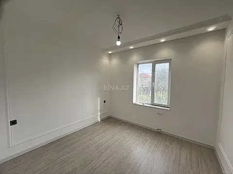 Satılır 6 otaqlı həyət evi 175.5 m²