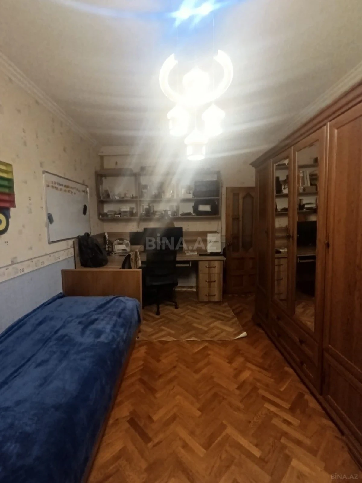 Satılır 4 otaqlı mənzil 100 m²