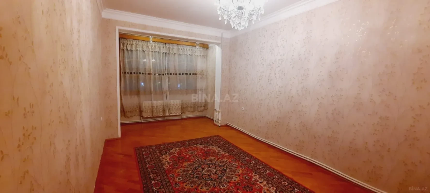 Satılır 4 otaqlı mənzil 100 m²