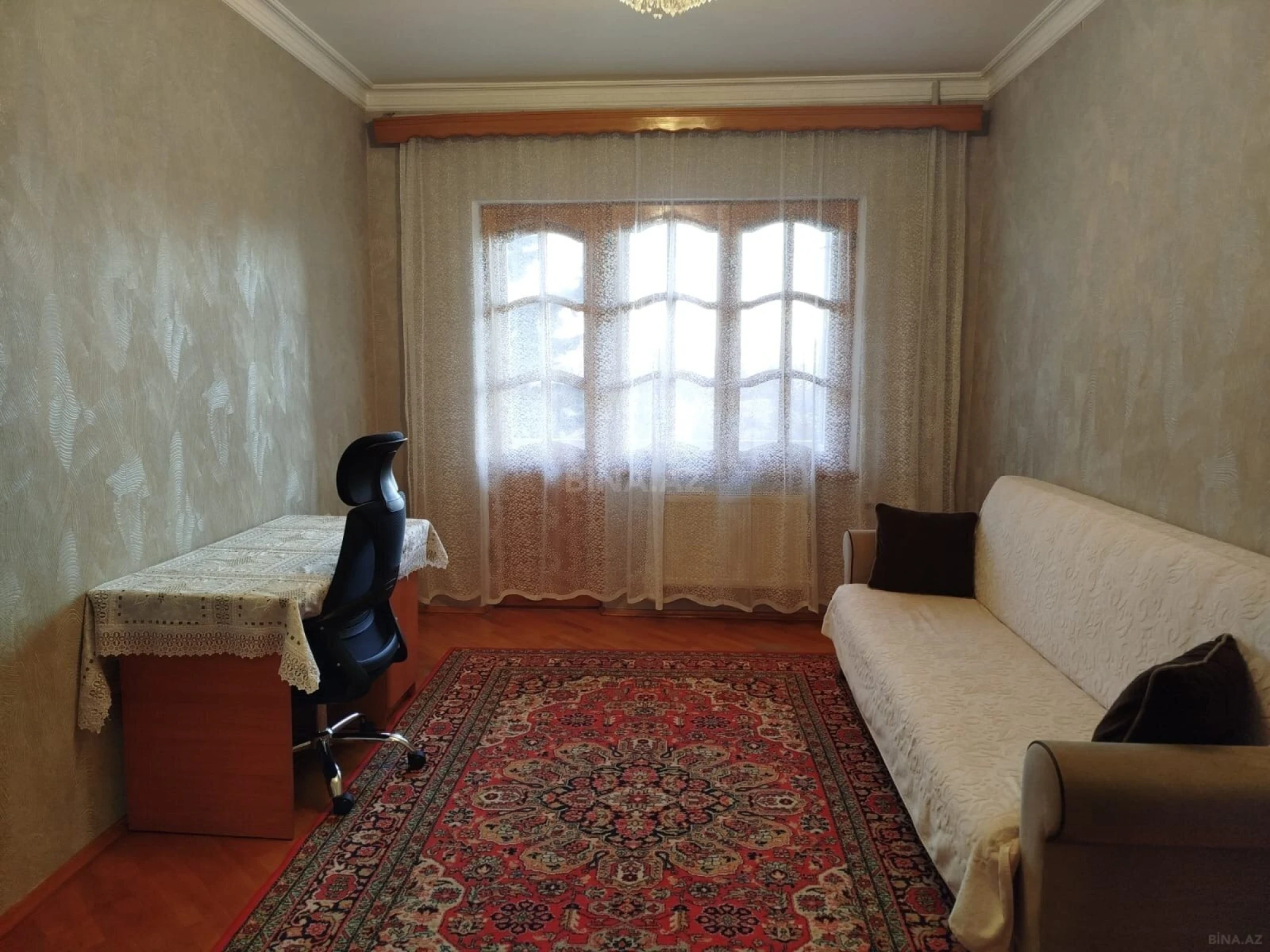 Satılır 4 otaqlı mənzil 100 m²