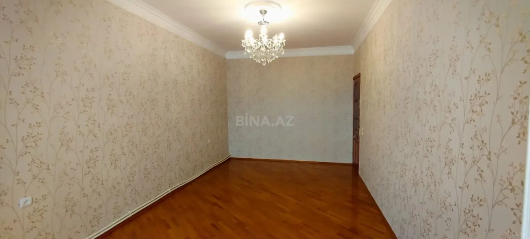 Satılır 4 otaqlı mənzil 100 m²