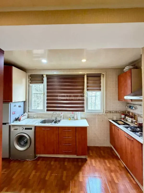 Satılır 2 otaqlı mənzil 65 m²