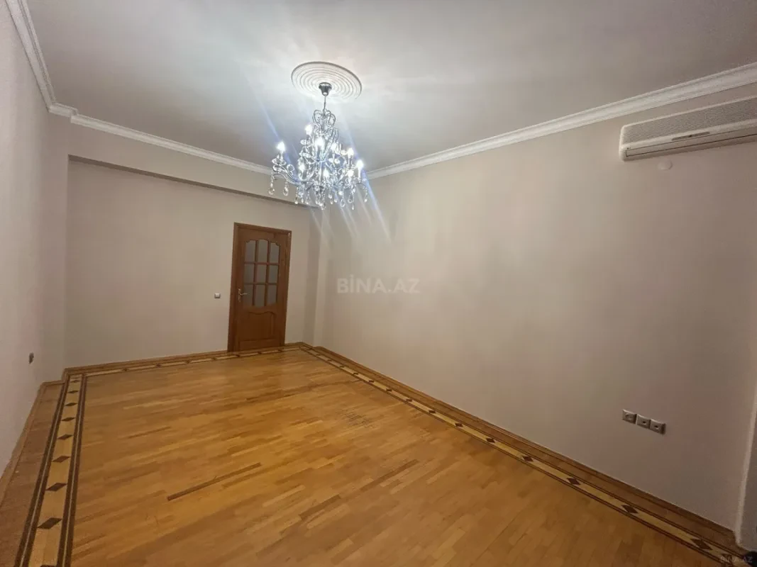 Kirayə verilir 3 otaqlı mənzil 160 m²