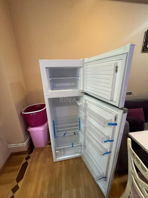 Kirayə verilir 3 otaqlı mənzil 160 m²