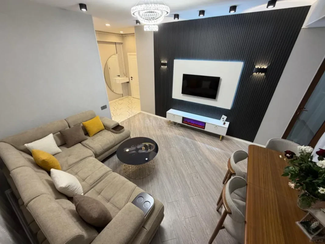 Satılır 2 otaqlı mənzil 52 m²