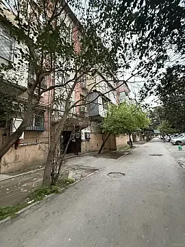 Satılır 3 otaqlı mənzil 75 m² — Bakı, Memar Əcəmi yanı 3 otaq 75.00 m²