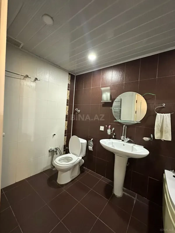 Satılır 3 otaqlı mənzil 107 m²