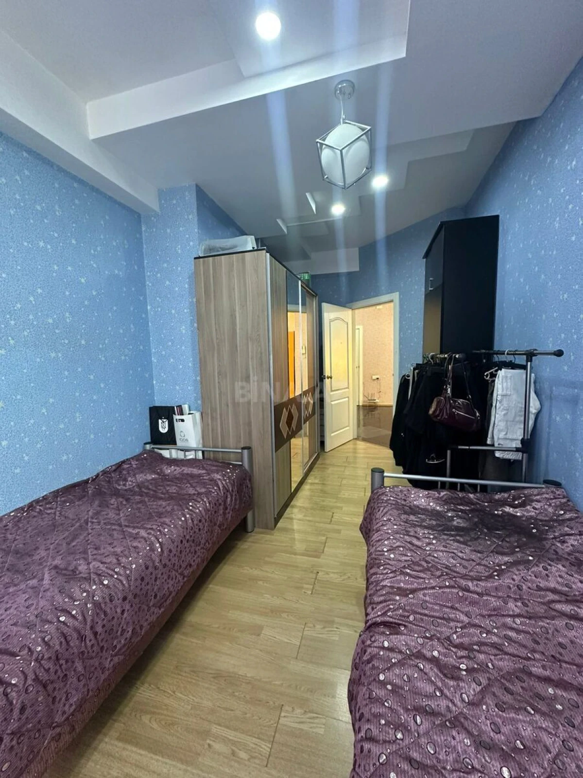 Satılır 3 otaqlı mənzil 107 m²