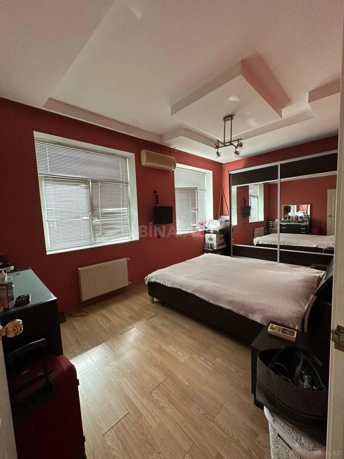 Satılır 3 otaqlı mənzil 107 m²