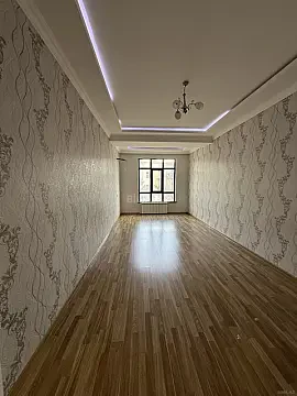 Satılır 4 otaqlı mənzil 120 m²