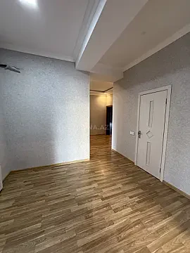 Satılır 4 otaqlı mənzil 120 m²