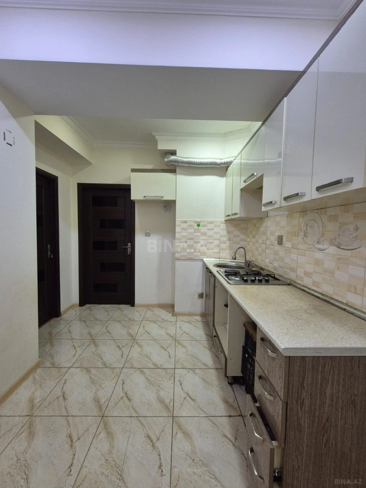 Satılır 2 otaqlı mənzil 57 m²
