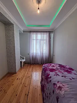 Satılır 2 otaqlı mənzil 57 m²