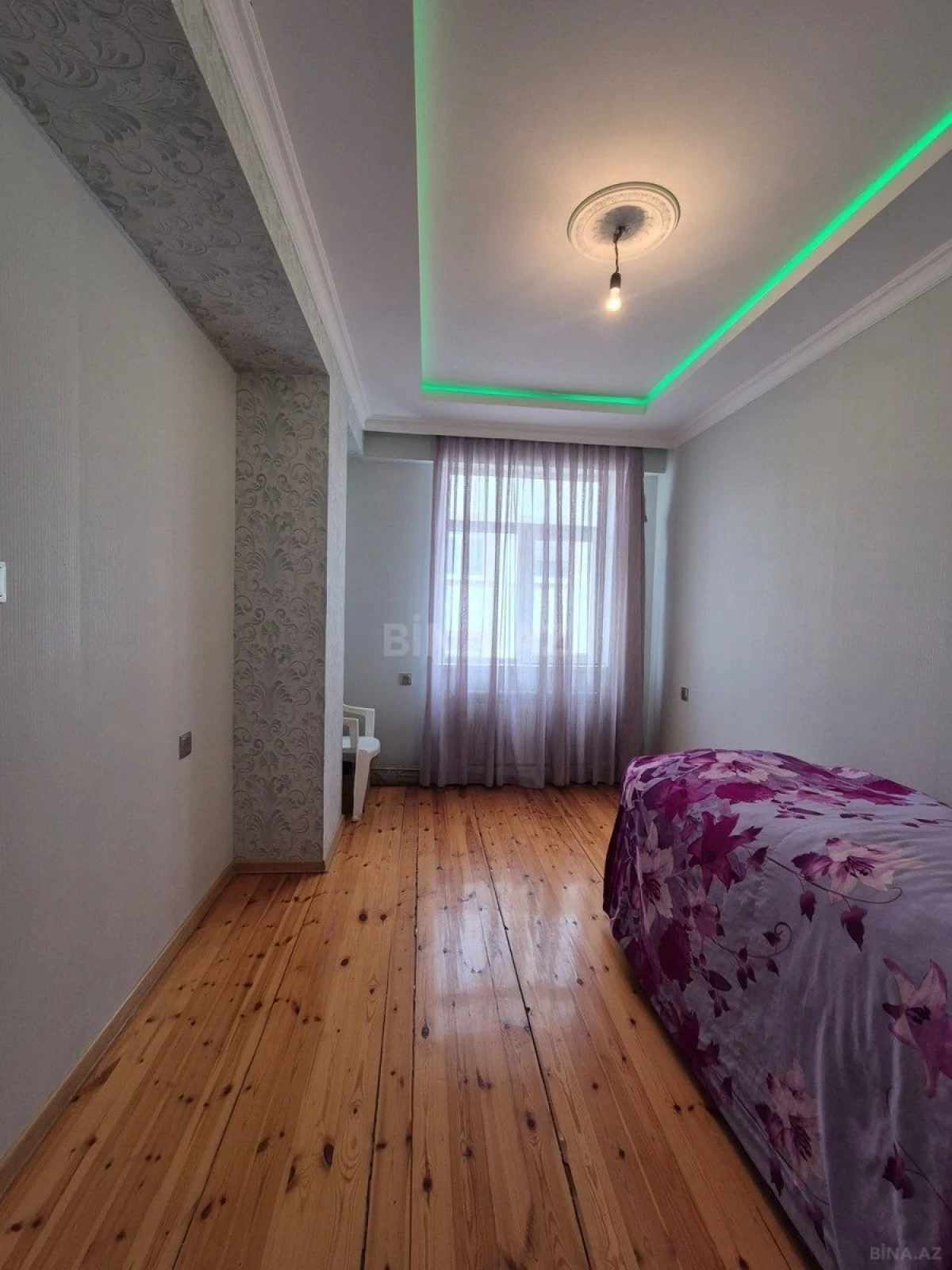 Satılır 2 otaqlı mənzil 57 m²