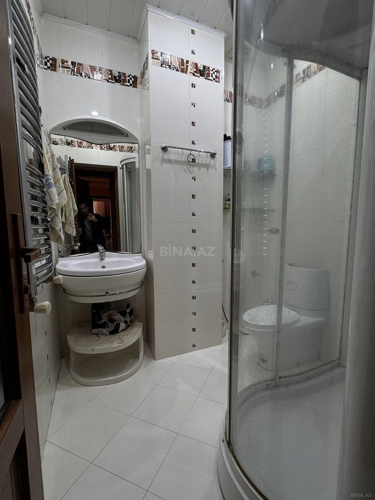 Satılır 7 otaqlı mənzil 360 m²