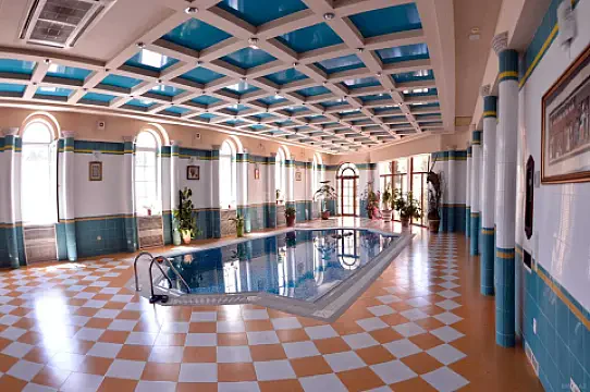 Satılır 7 otaqlı həyət evi 1500 m²