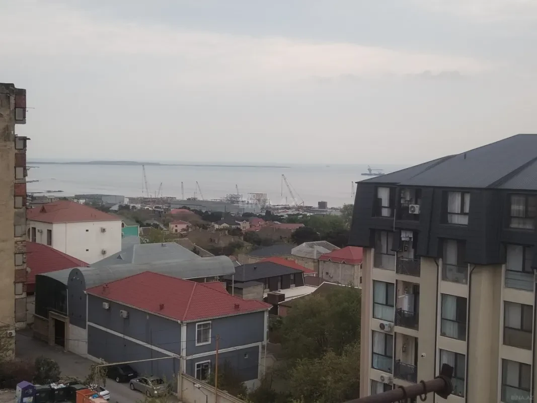 Satılır 2 otaqlı mənzil 47 m²