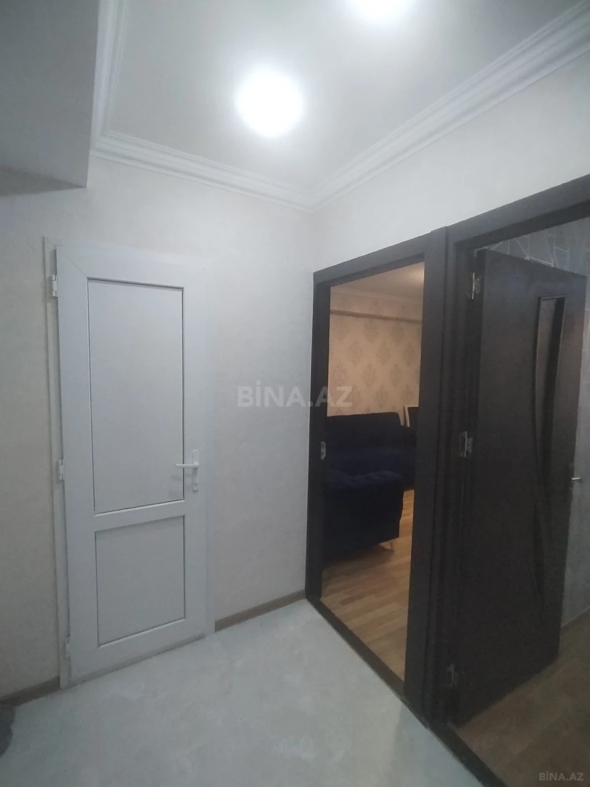 Satılır 2 otaqlı mənzil 47 m²
