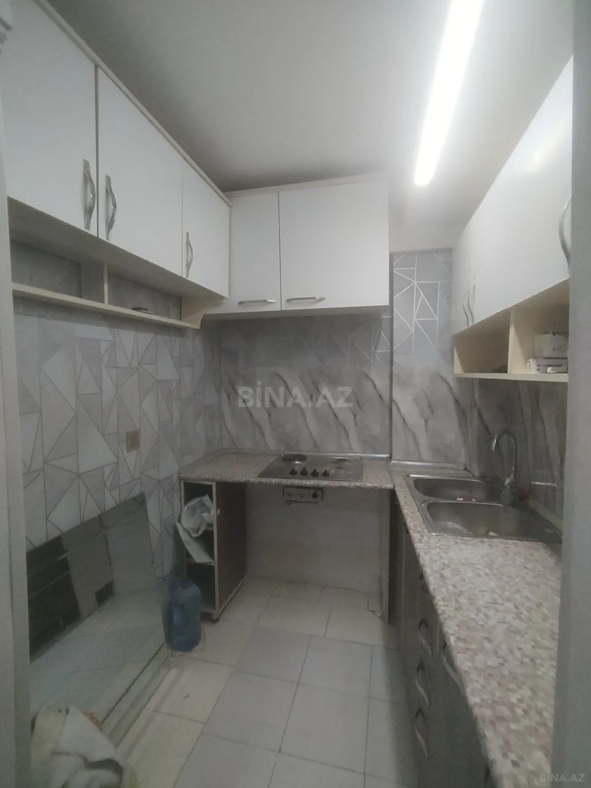 Satılır 2 otaqlı mənzil 47 m²