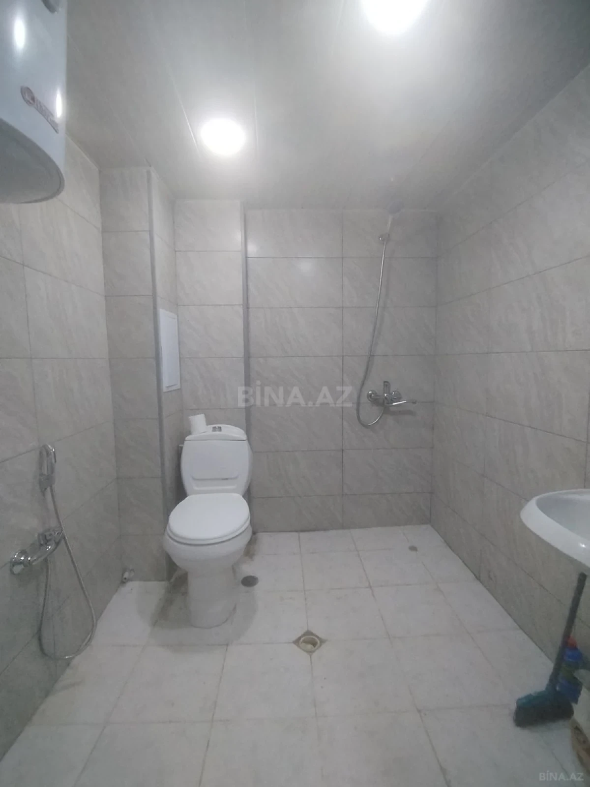 Satılır 2 otaqlı mənzil 47 m²
