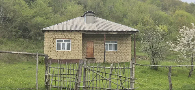 Satılır 3 otaqlı həyət evi 60 m² — Qusar 3 otaq 60.00 m²