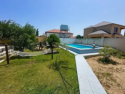 Satılır 5 otaqlı həyət evi 155 m²