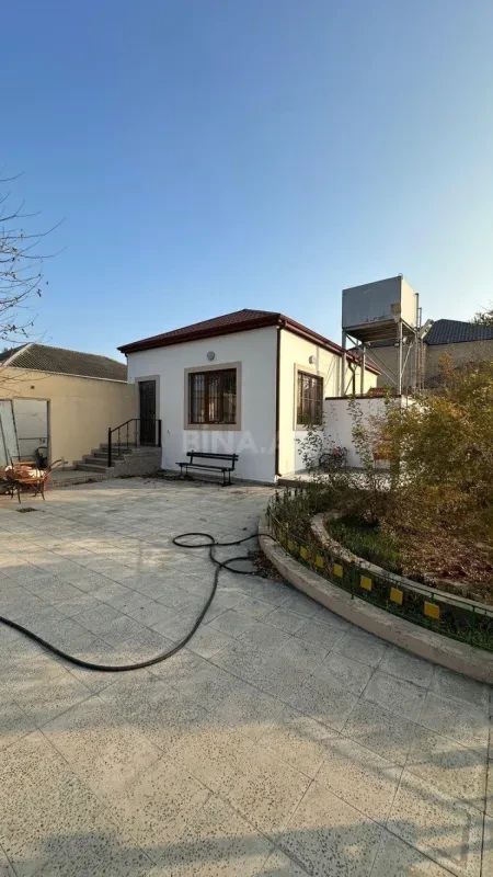 Satılır 5 otaqlı həyət evi 155 m²