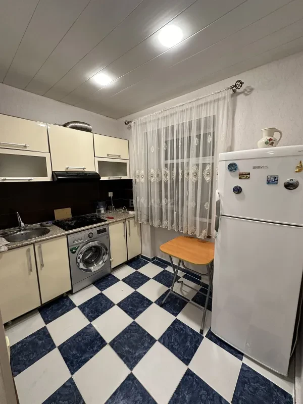 Kirayə verilir 1 otaqlı mənzil 31 m²