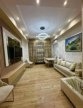 Kirayə verilir 2 otaqlı mənzil 63 m²