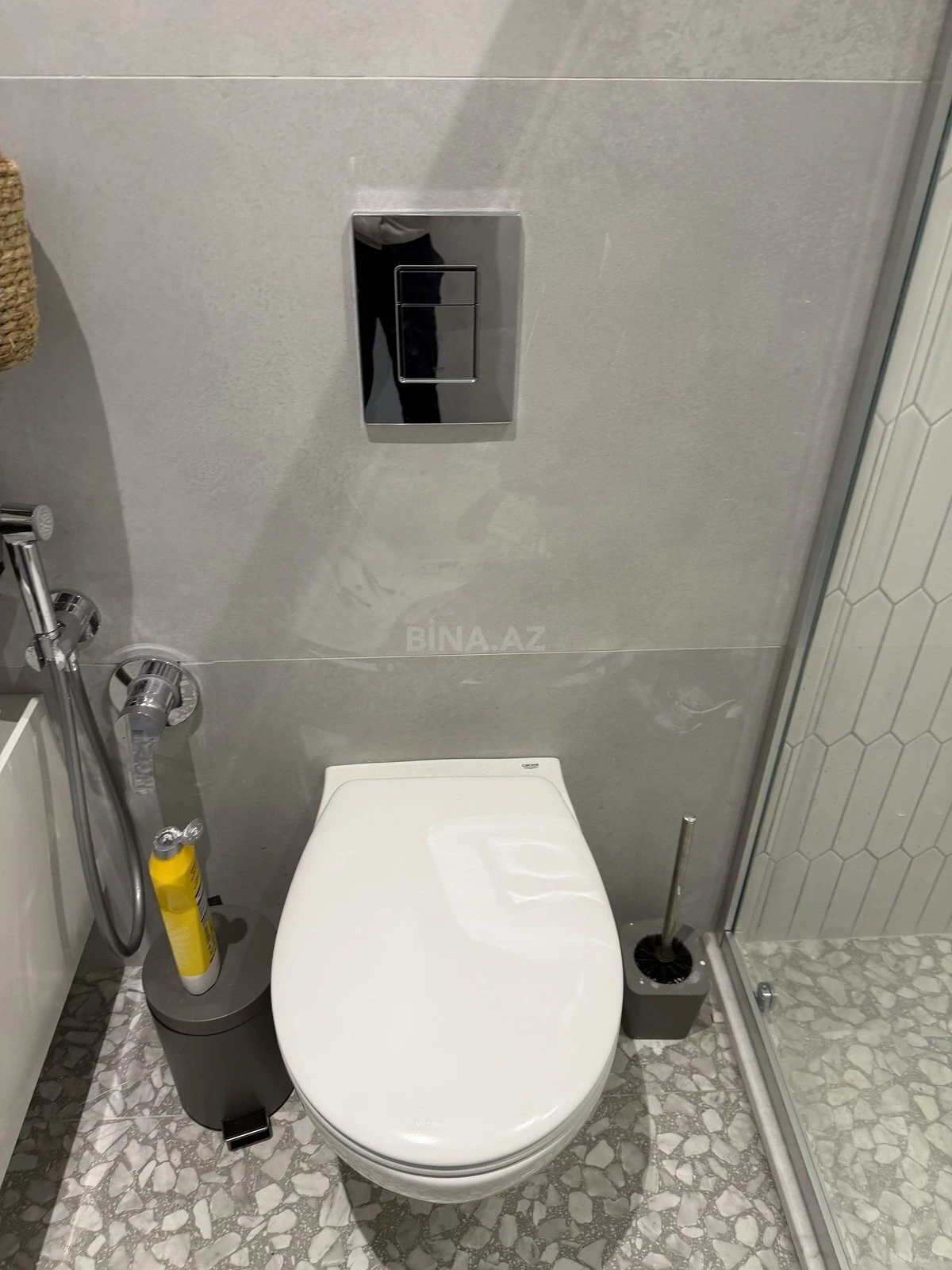 Satılır 2 otaqlı mənzil 65 m²