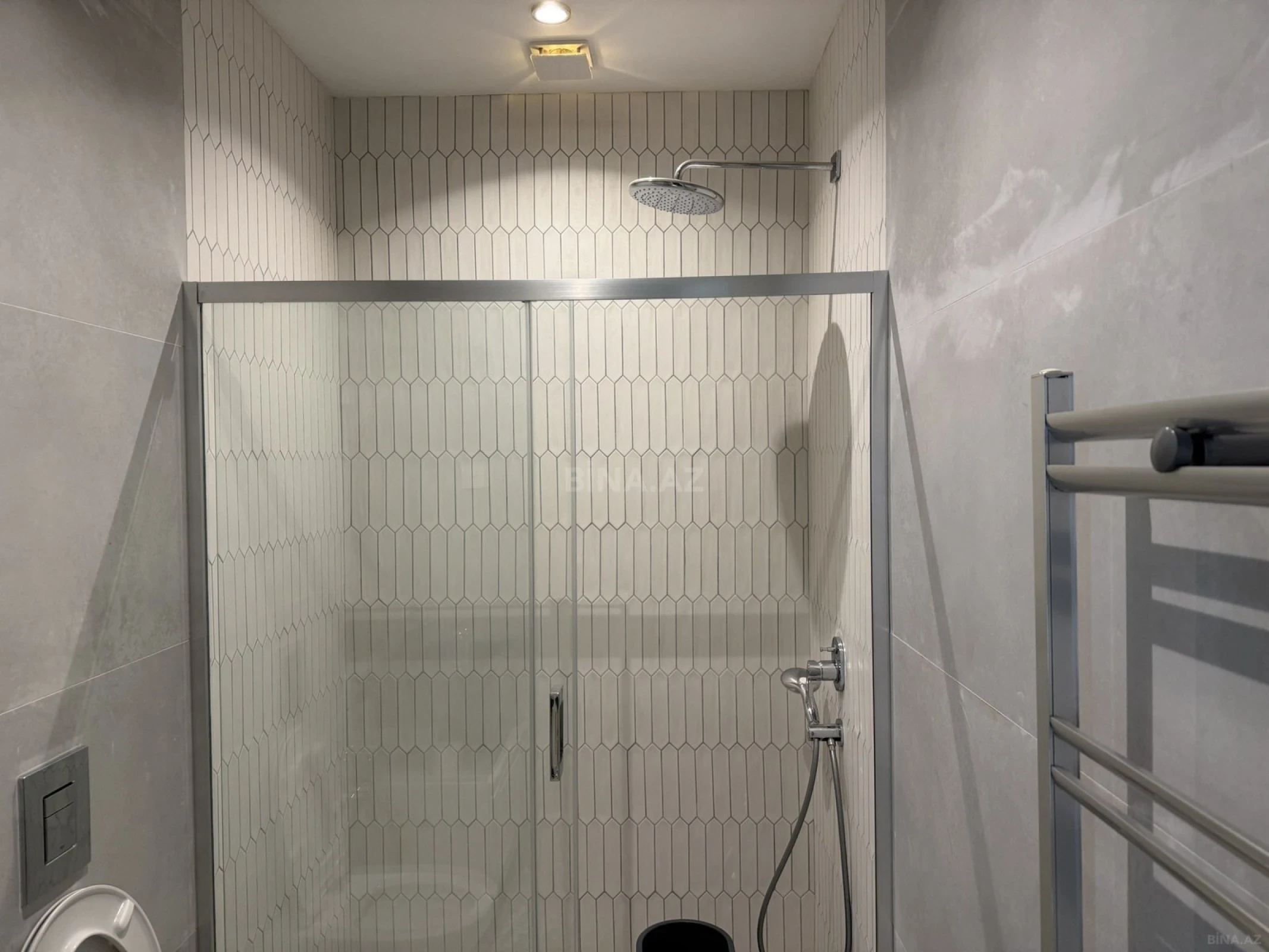 Satılır 2 otaqlı mənzil 65 m²