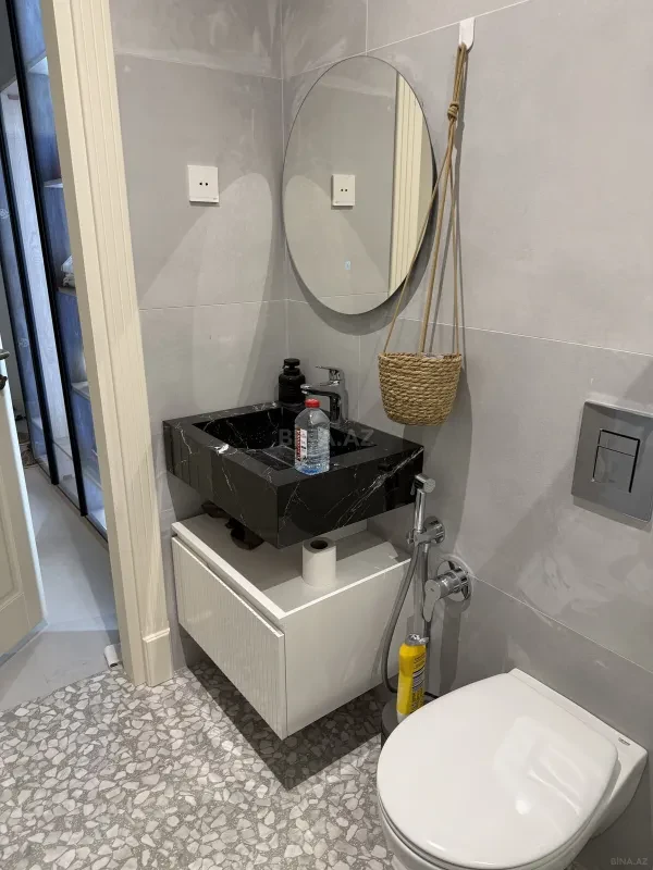 Satılır 2 otaqlı mənzil 65 m²