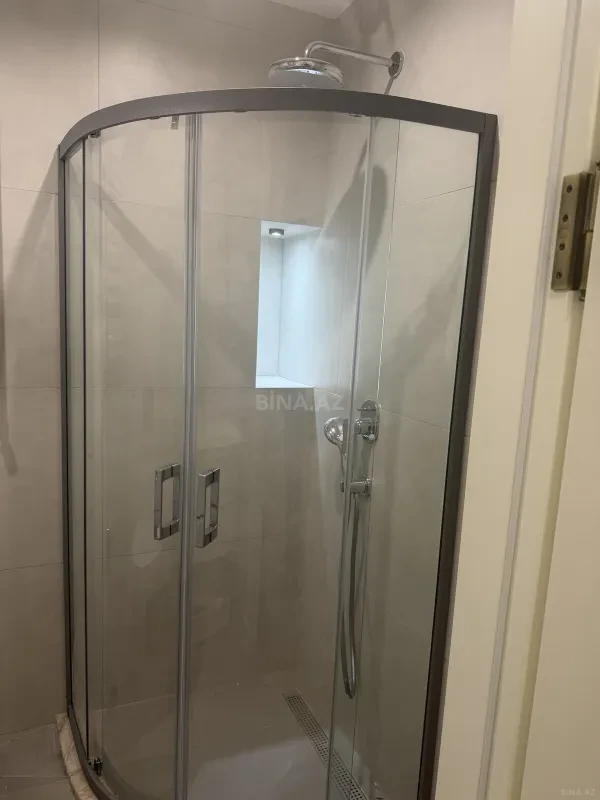 Satılır 2 otaqlı mənzil 67 m²