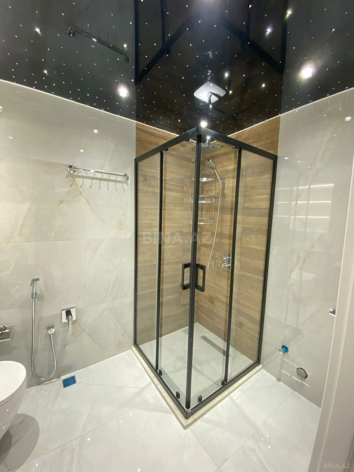 Satılır 2 otaqlı mənzil 60 m²
