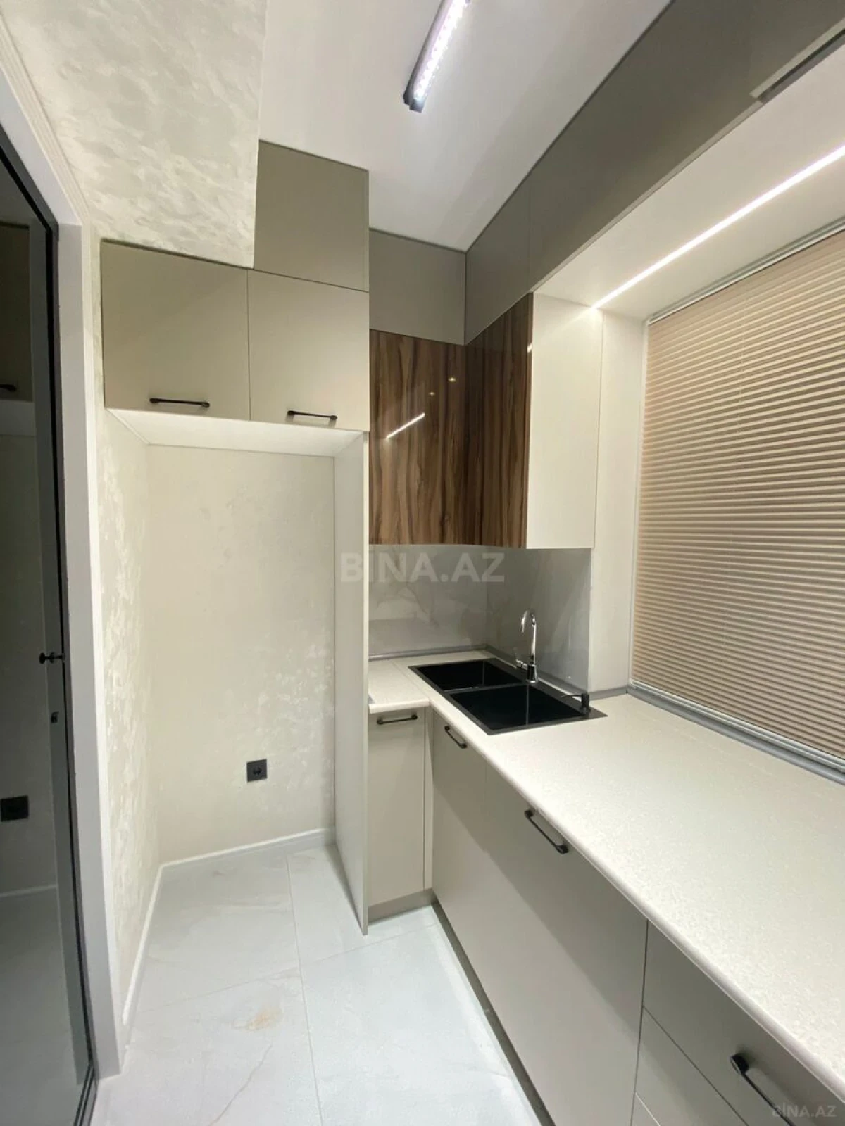 Satılır 2 otaqlı mənzil 60 m²