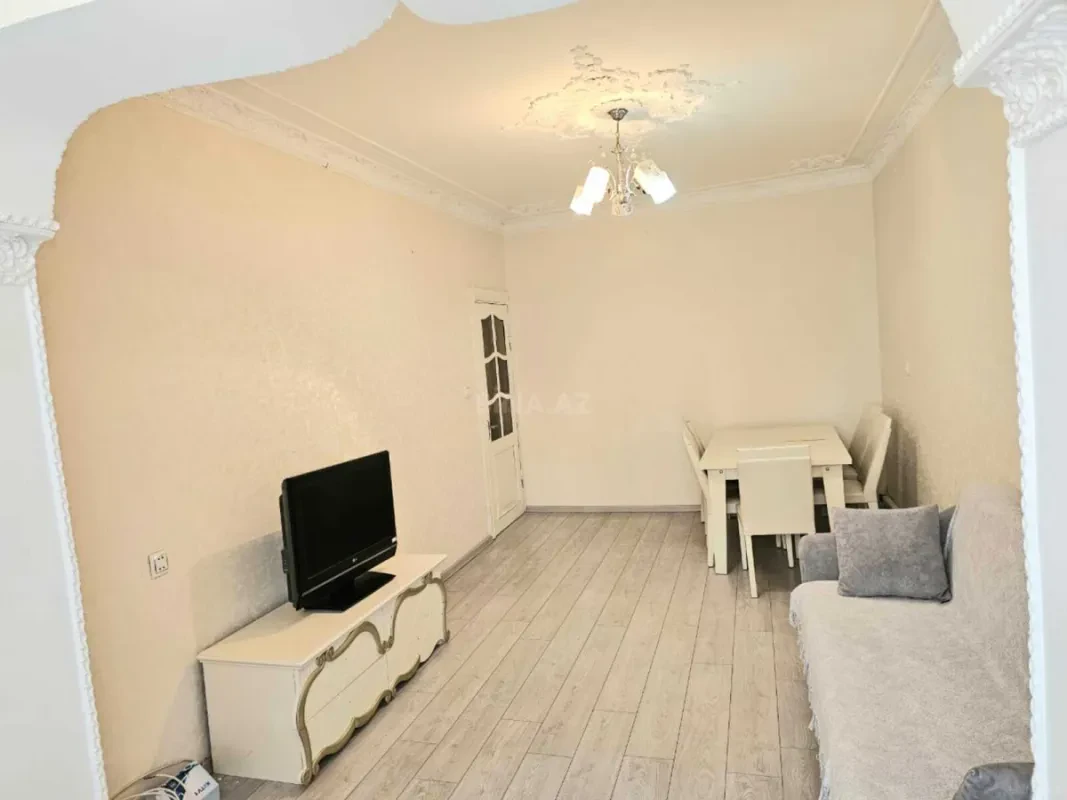 Kirayə verilir 3 otaqlı mənzil 90 m²