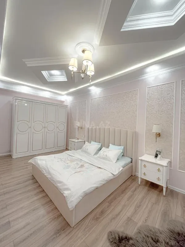 Satılır 3 otaqlı mənzil 157 m²
