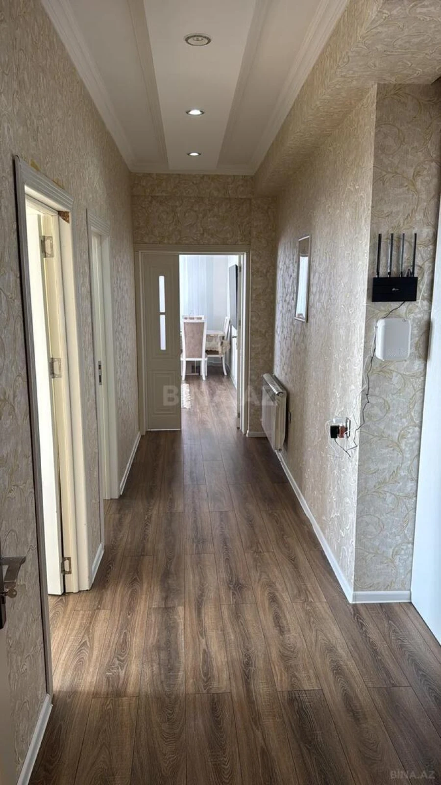 Satılır 3 otaqlı mənzil 157 m²