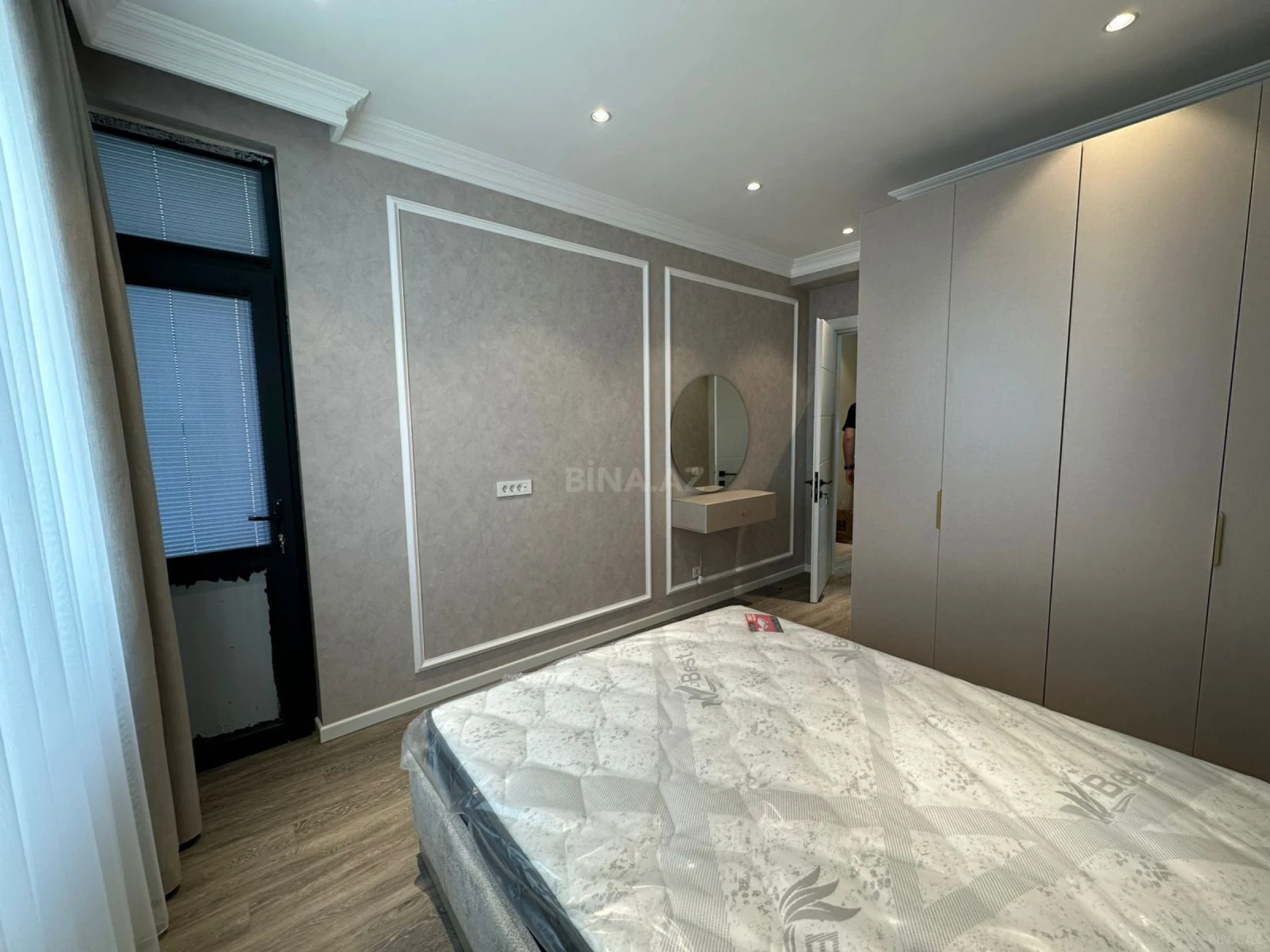 Kirayə verilir 2 otaqlı mənzil 56 m²