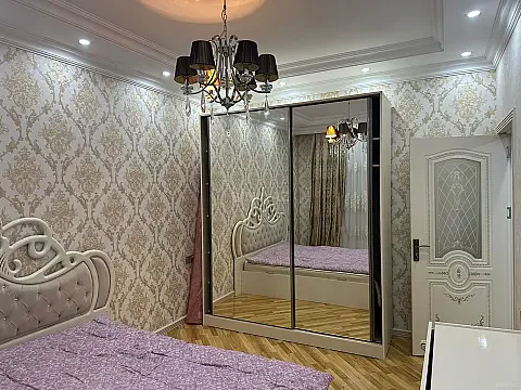 Kirayə verilir 3 otaqlı mənzil 110 m²