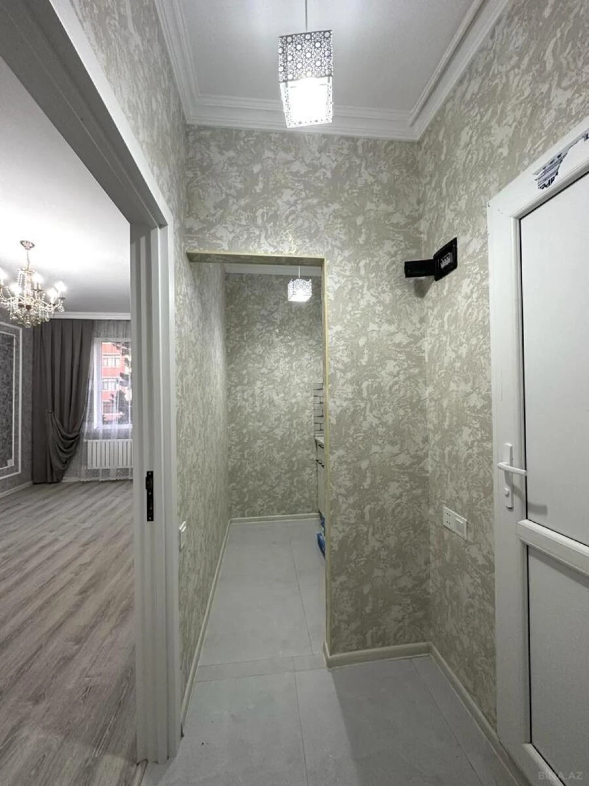 Satılır 2 otaqlı mənzil 47 m²