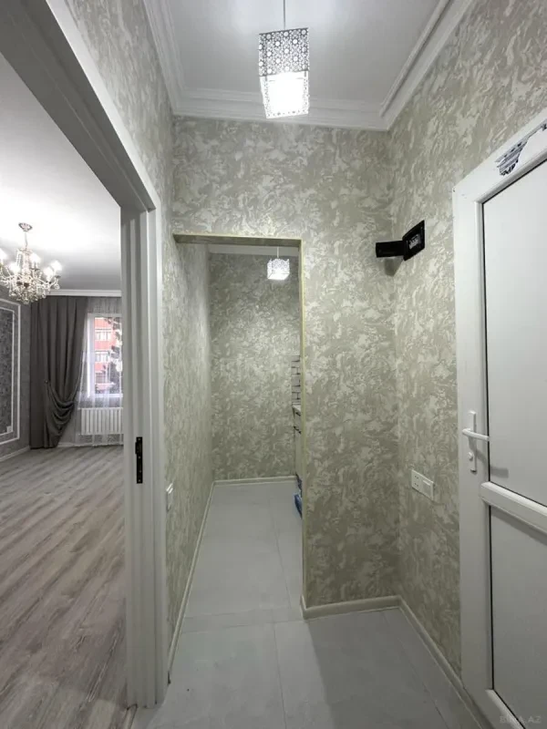 Satılır 2 otaqlı mənzil 47 m²