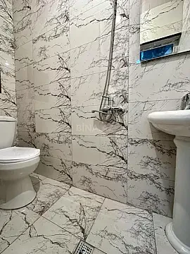 Satılır 2 otaqlı mənzil 47 m²