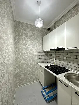 Satılır 2 otaqlı mənzil 47 m²