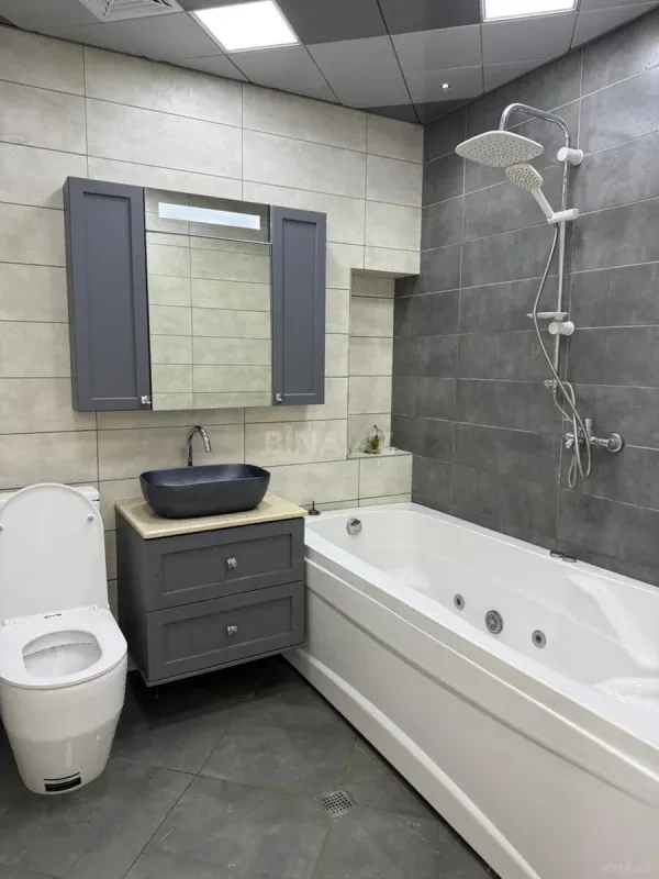 Kirayə verilir 3 otaqlı mənzil 100 m²