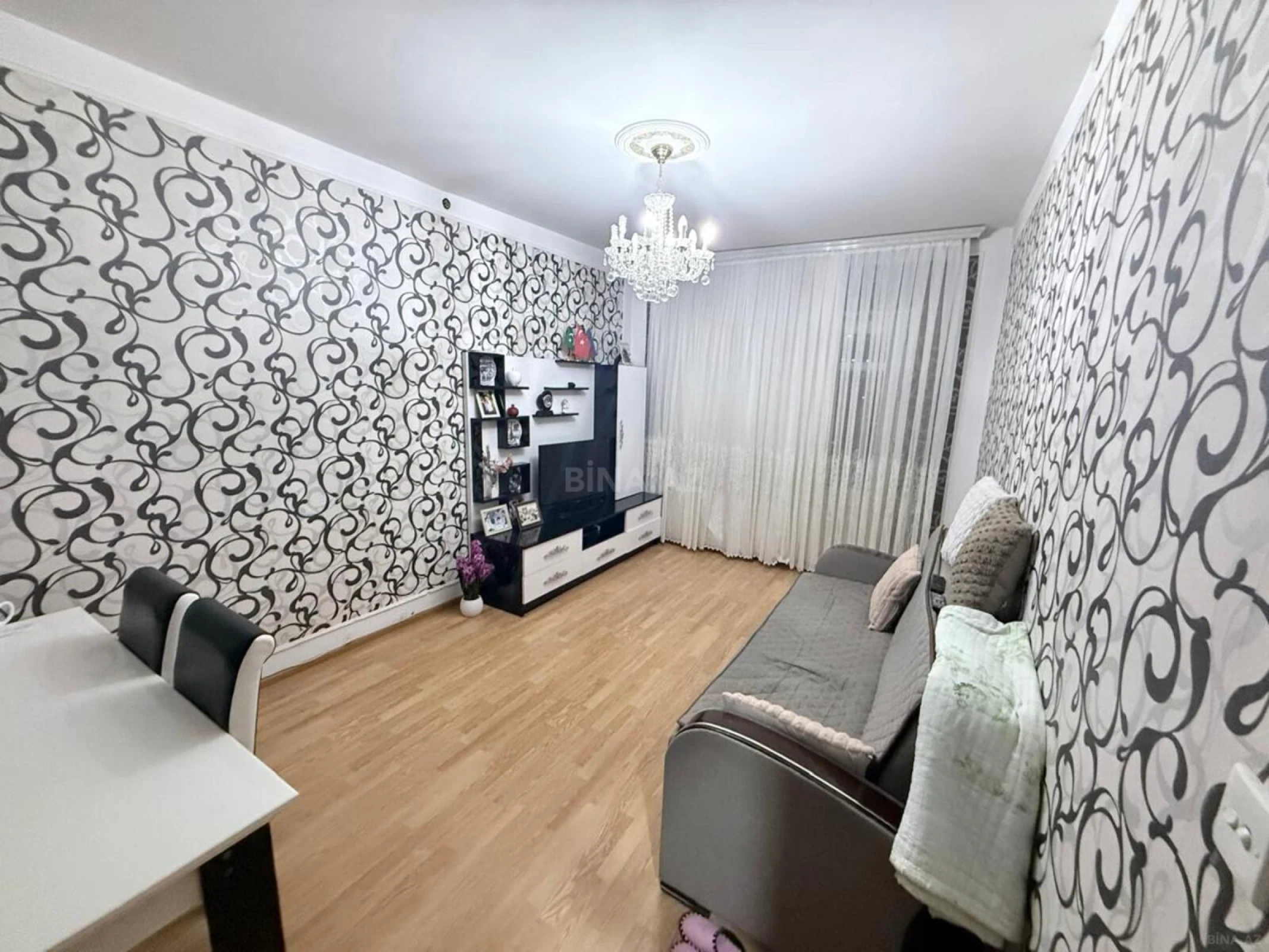 Kirayə verilir 2 otaqlı mənzil 60 m²