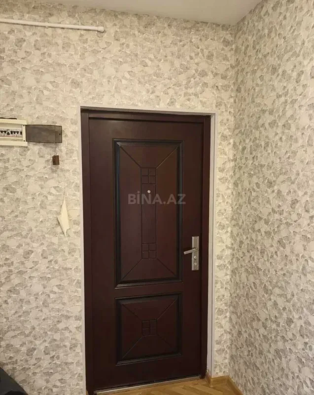 Satılır 4 otaqlı mənzil 95 m²