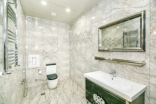 Kirayə verilir 3 otaqlı mənzil 140 m²